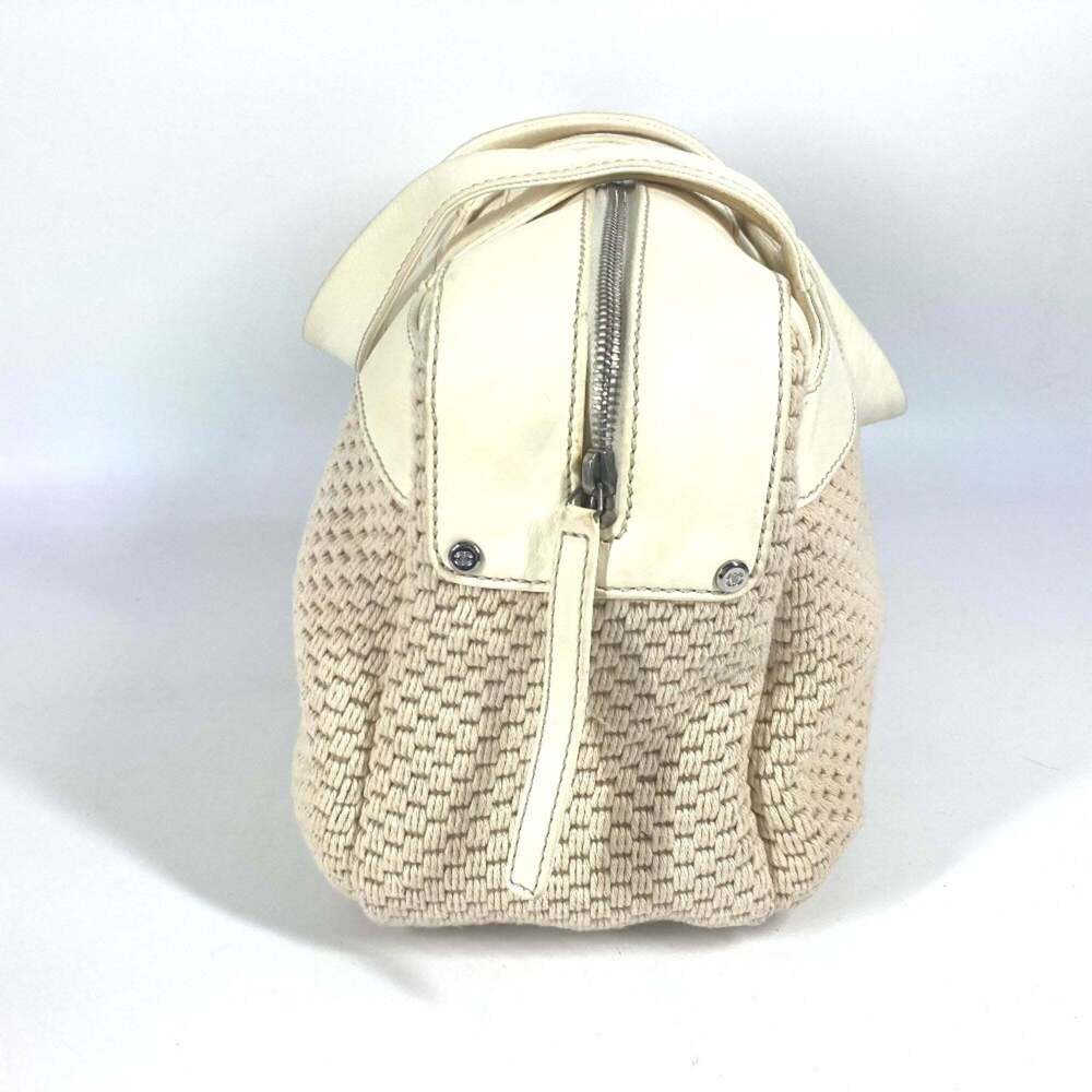 CHANEL Cream Leather Logo Shoulder Bag - Picture 9 of 16